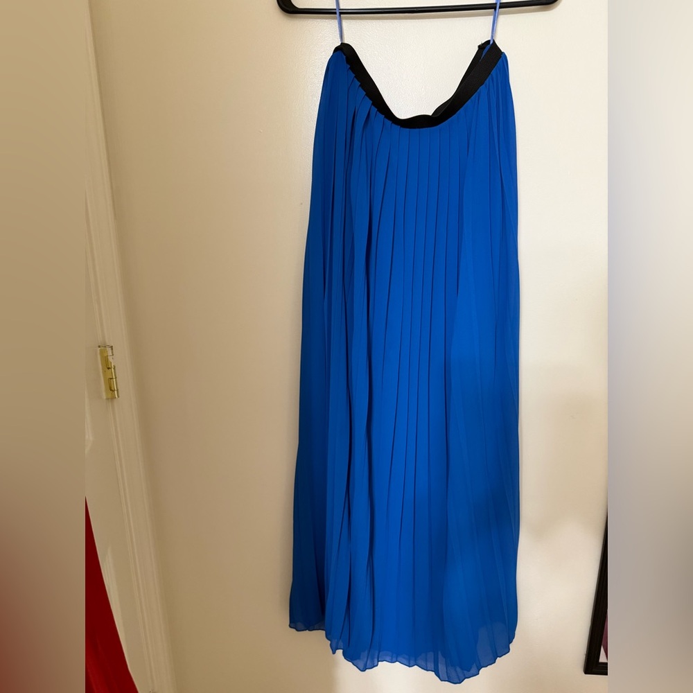 Silvian Heach Elegant Imperial Blue Pleated Skirt